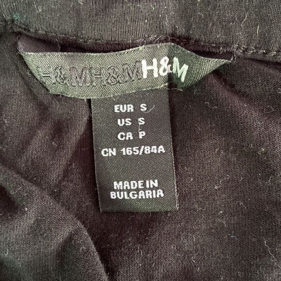 H&M Women’s Black Halter Top Size Small Sleeveless Casual Summer Shirt - Picture 3 of 4